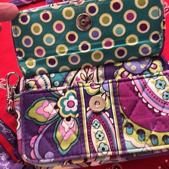 Vera Bradley Cross Body Wallet, Adj Strap, Length 6”, Vertical 4”, Width 1” - Picture 7 of 10